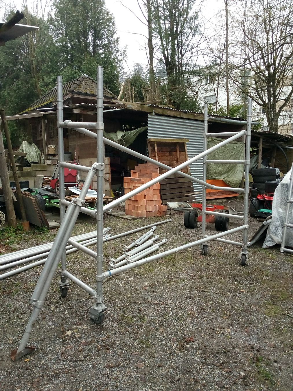 Gerüste: Aluminium Rollgerüst – Gebraucht aus Dübendorf von igw_mzk7