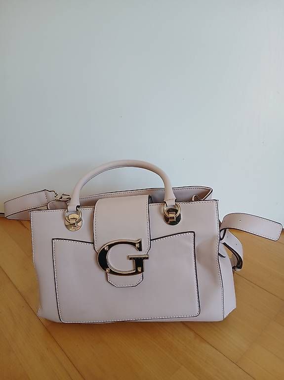 Guess Sacs femmes: Guess Handtasche – D'occasion à Hettlingen par cle_my7j