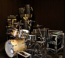 Schlagzeug PEARL MASTER Custom Akustik / E-Drum