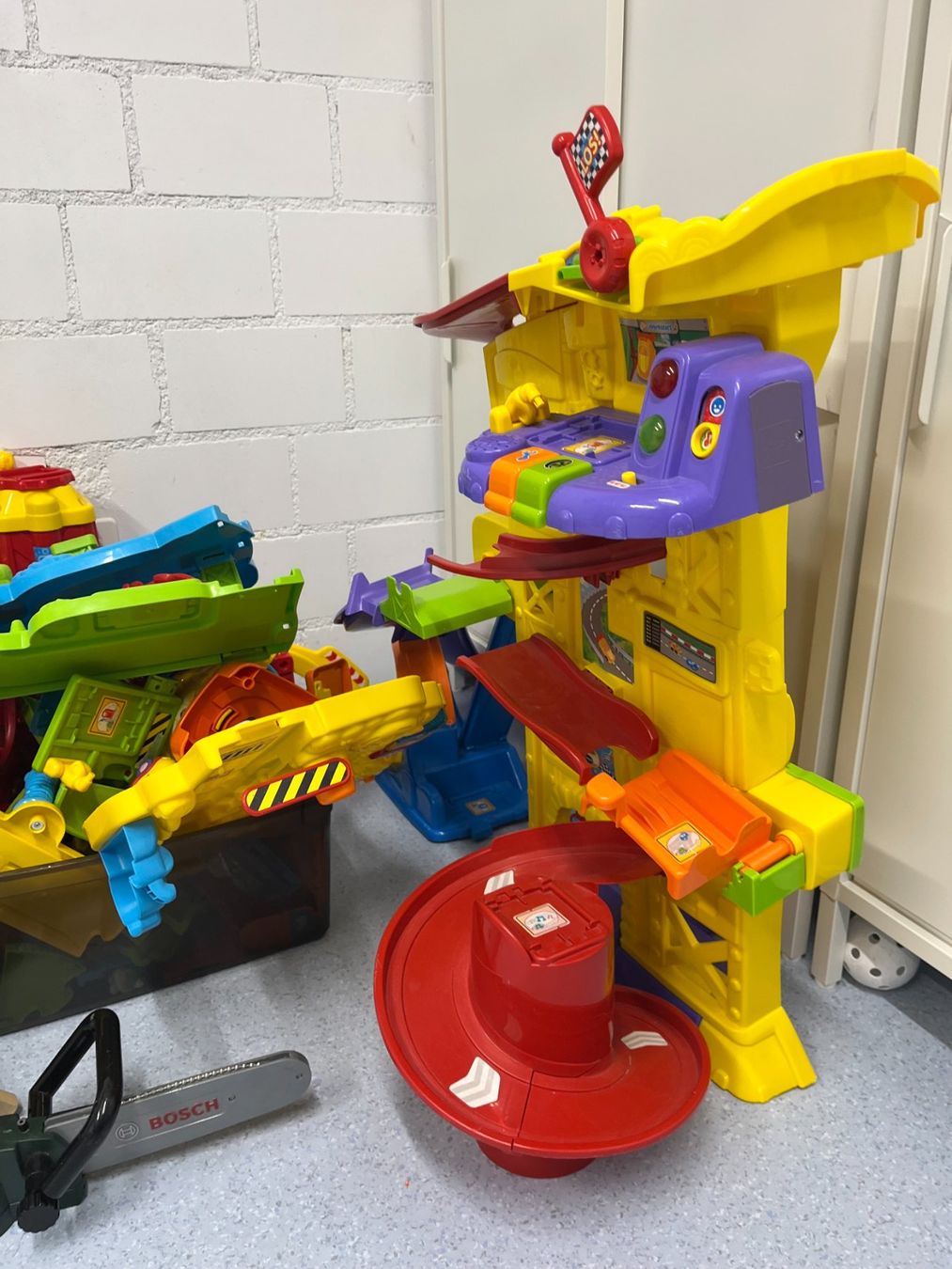 Giocattoli: Kinderspielzeug - Grosse Sammlung – Usato da Leuggern venduto da Yzerman2 1