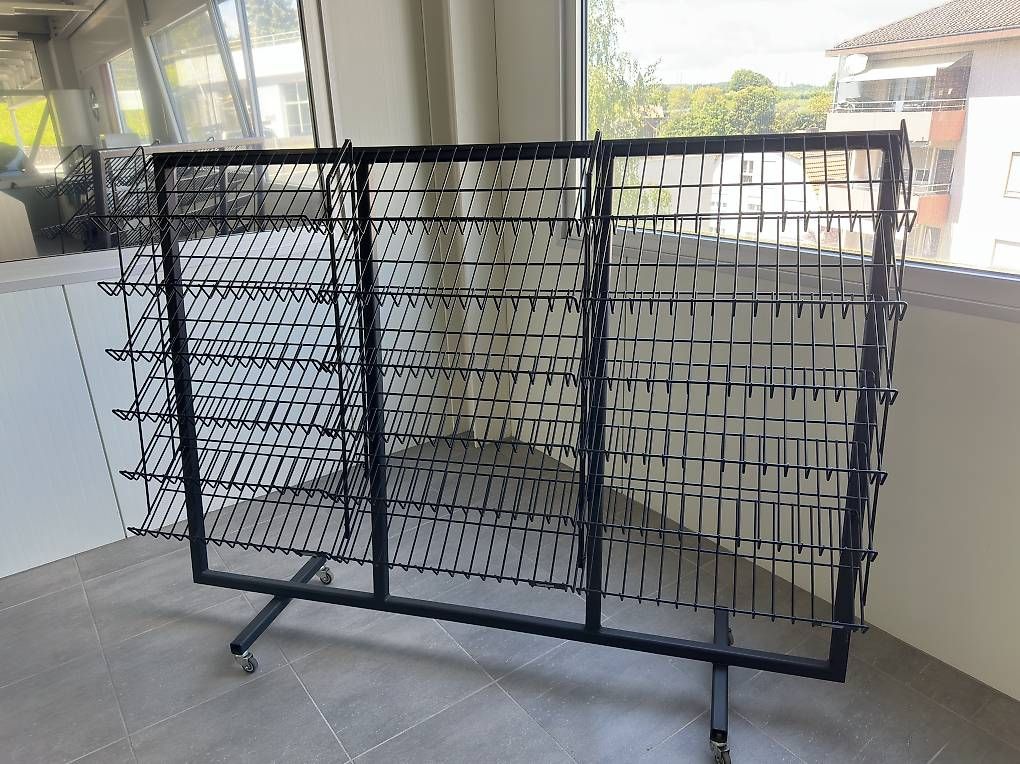 Altro in Decorazioni & Accessori: Prospektständer aus Stahl – Usato da Meyriez venduto da Matta64