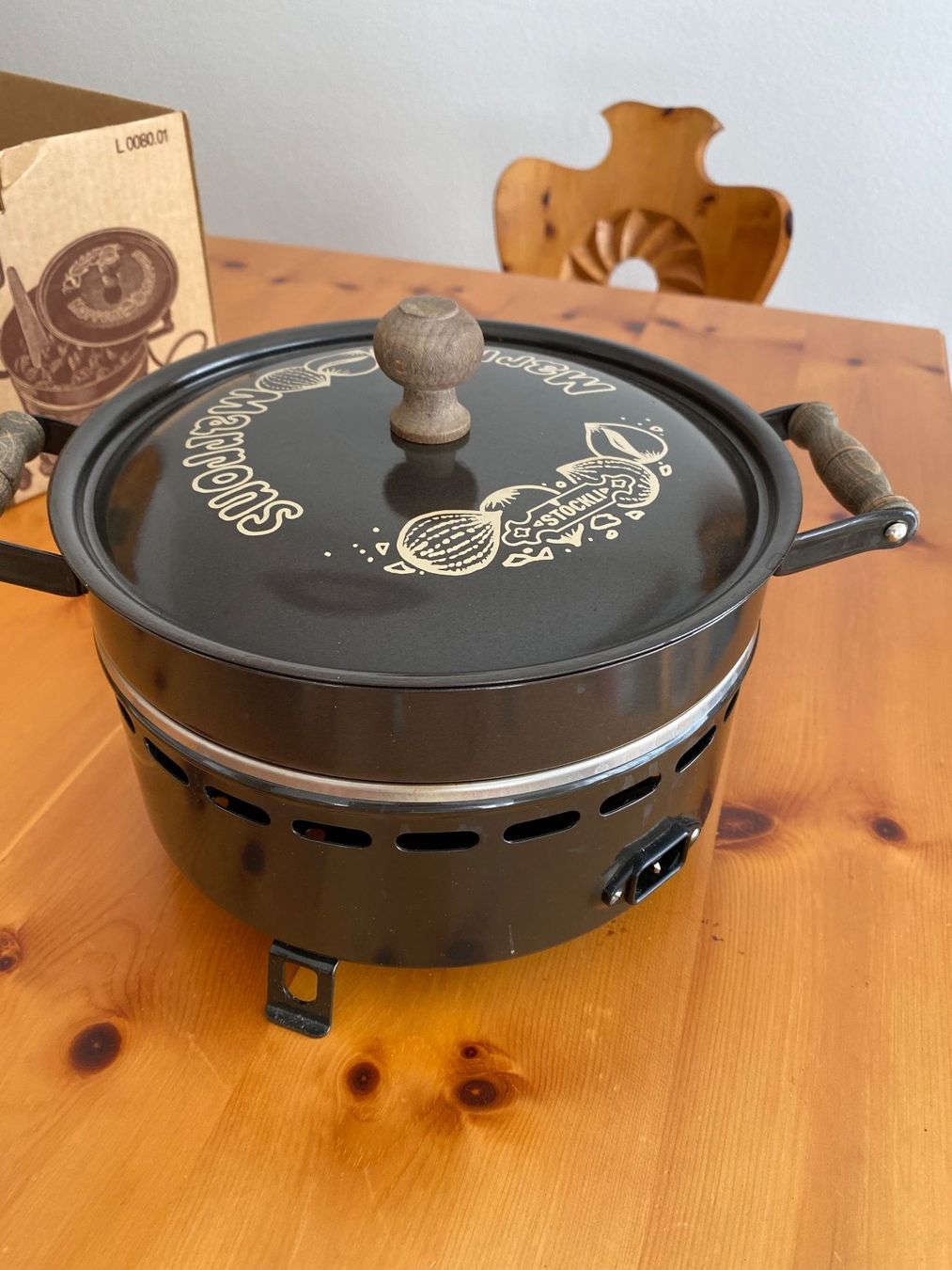 Stöckli Elettrodomestici da cucina: Stöckli Marroni Ofen – Usato da Adliswil venduto da Jovi13 1