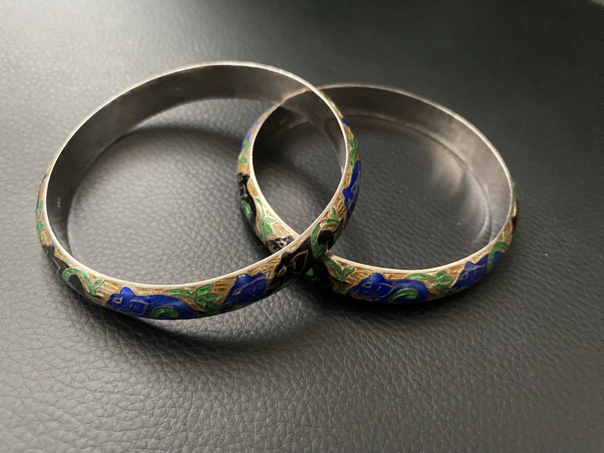 Bracciali & Braccialetti: 2 Armringe aus Silber mit Elefantensujet – Nuovo (secondo la descrizione) da Bern venduto da OnlineVerkauf888