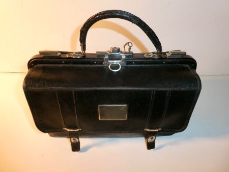 Antike Reisetasche für Damen