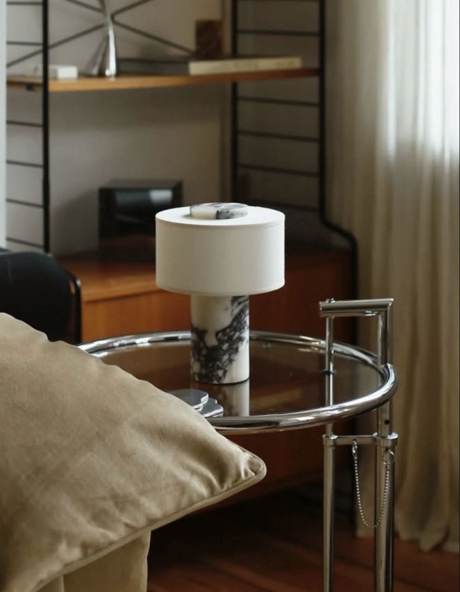 Lampade: Viola Marble Portable Table Lamp – Nuovo (secondo la descrizione) da Horgen venduto da IRG_88 2