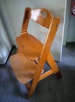 Chaise haute en bois