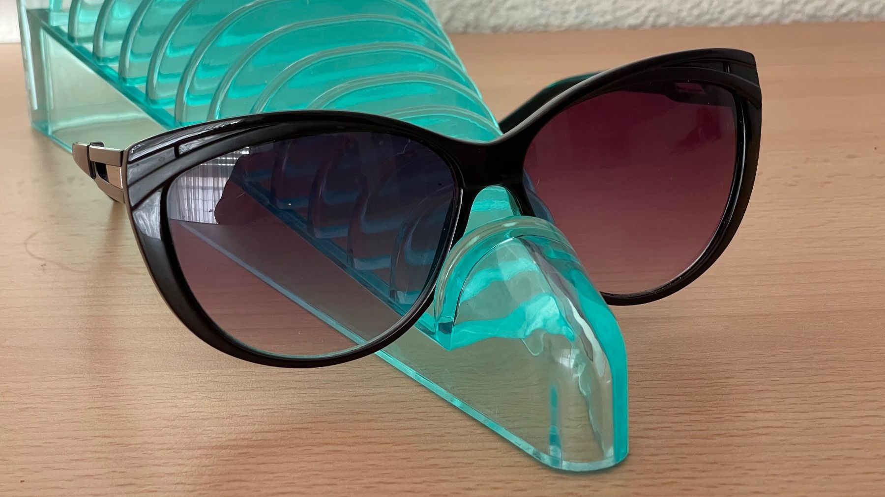 Max Mara Brillen & Gläser: Cat-eye Max Mara Stil /NP45CHF Sonnenbrille – Neu (gemäss Beschreibung) aus Kölliken von Hap-7 1
