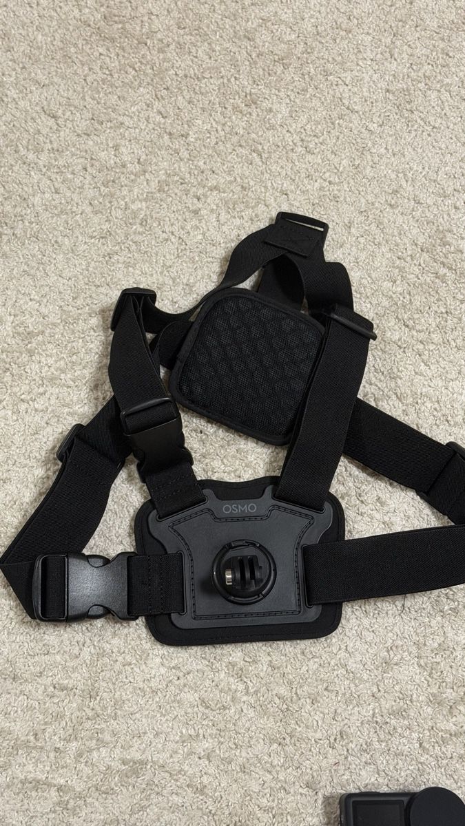 DJI Action Cam: DJI Osmo Action 4 avec accessoires – Usato da Bossonnens venduto da cha_jcd9 7