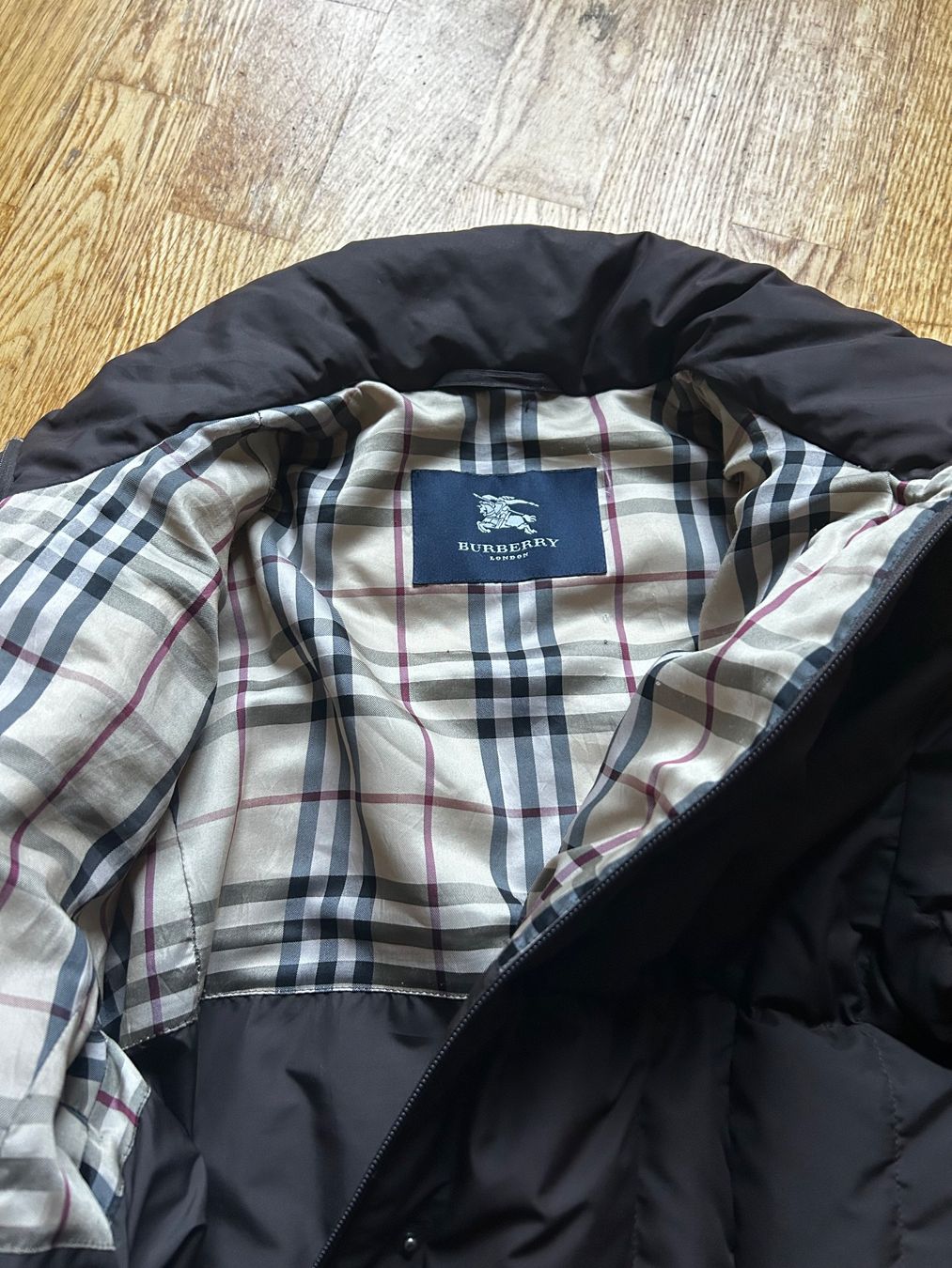 Burberry Giacche: Burberry Jacke Braun – Usato da Zürich venduto da ElsterAuge7 1