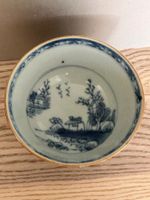 Antike chinesische Teeschale aus blau-weißem Porzellan