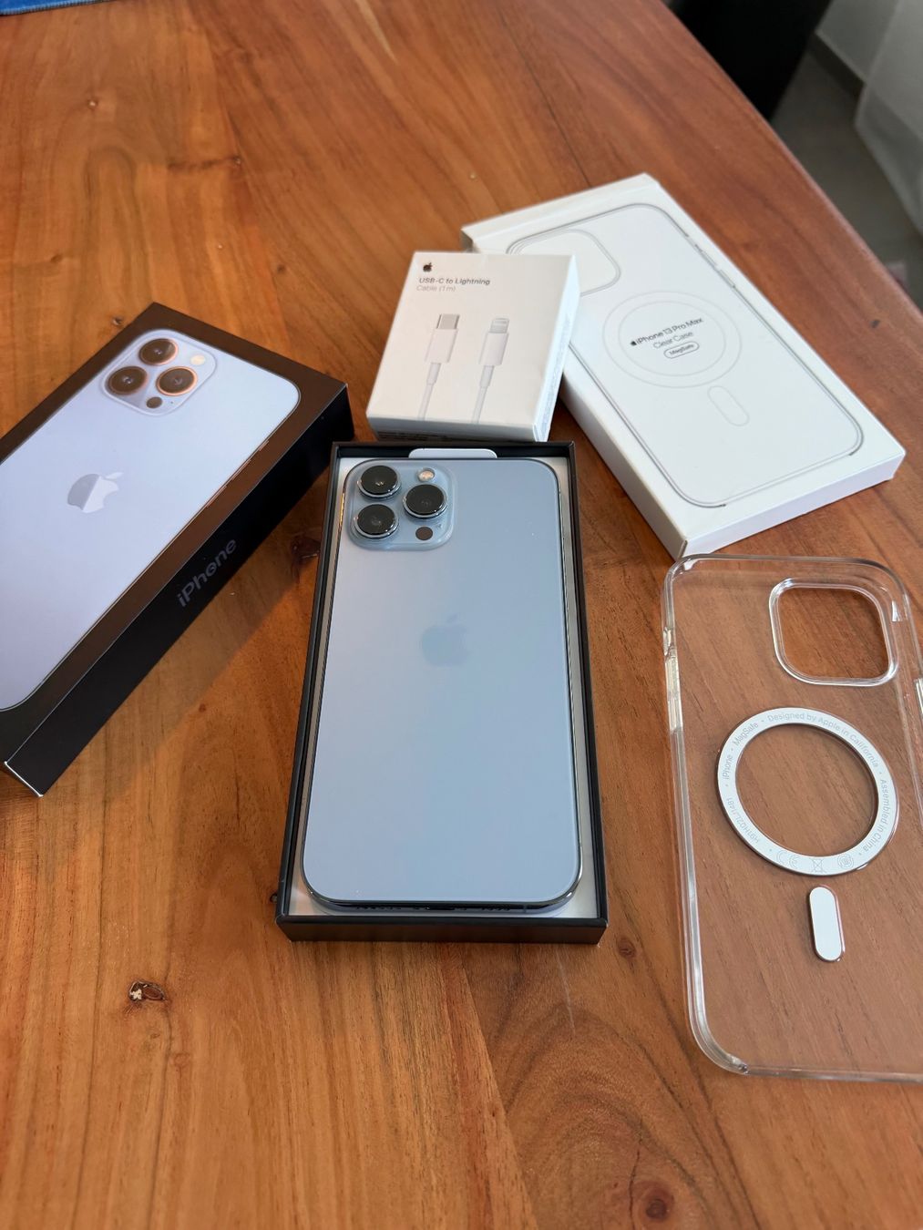 Apple Telefoni cellulari / Smartphones: iPhone 13 Pro Max 128 GB Blue | Top Zustand – Usato da Visp venduto da Stekli27