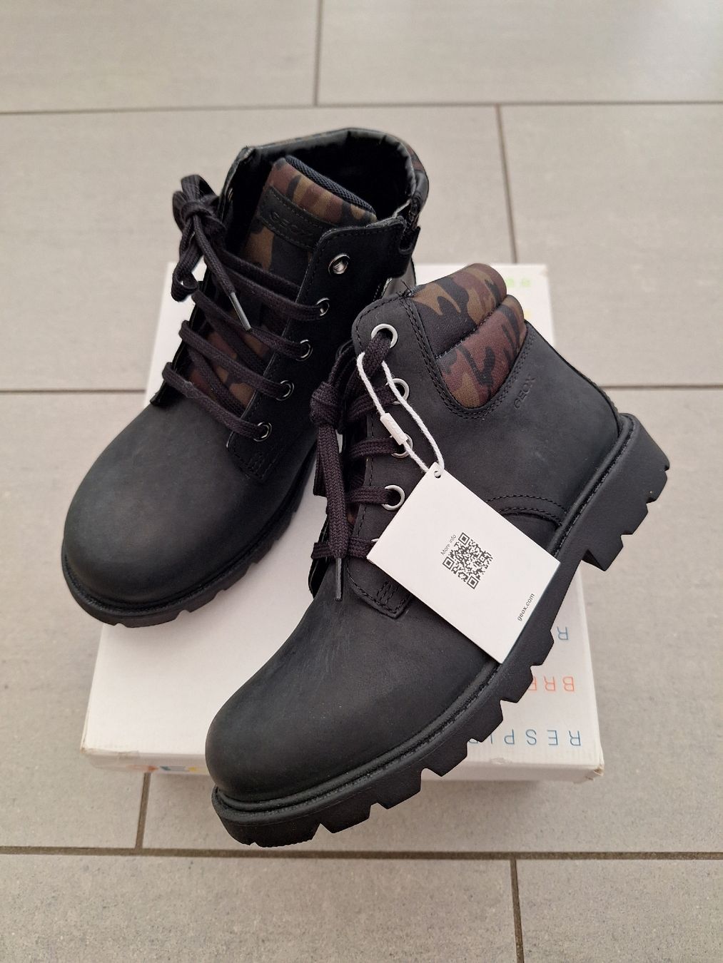 Geox Scarpe per ragazzi: Neue Geox Boots, Gr.34 – Nuovo e nell'imballaggio originale da Buchs ZH venduto da Solletico