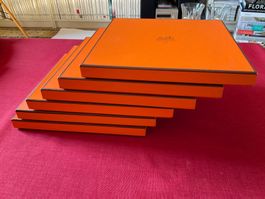 6 original Hermès-Boxen in gutem Zustand orangefarben