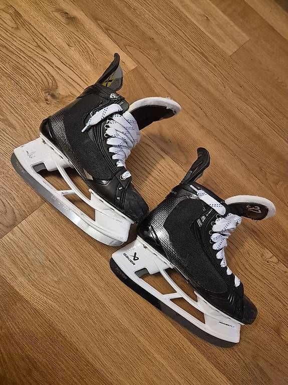 Pattini da ghiaccio: Original Bauer HYP2RLITE von Elia Riva – Usato da Feusisberg venduto da cts_55rn 4