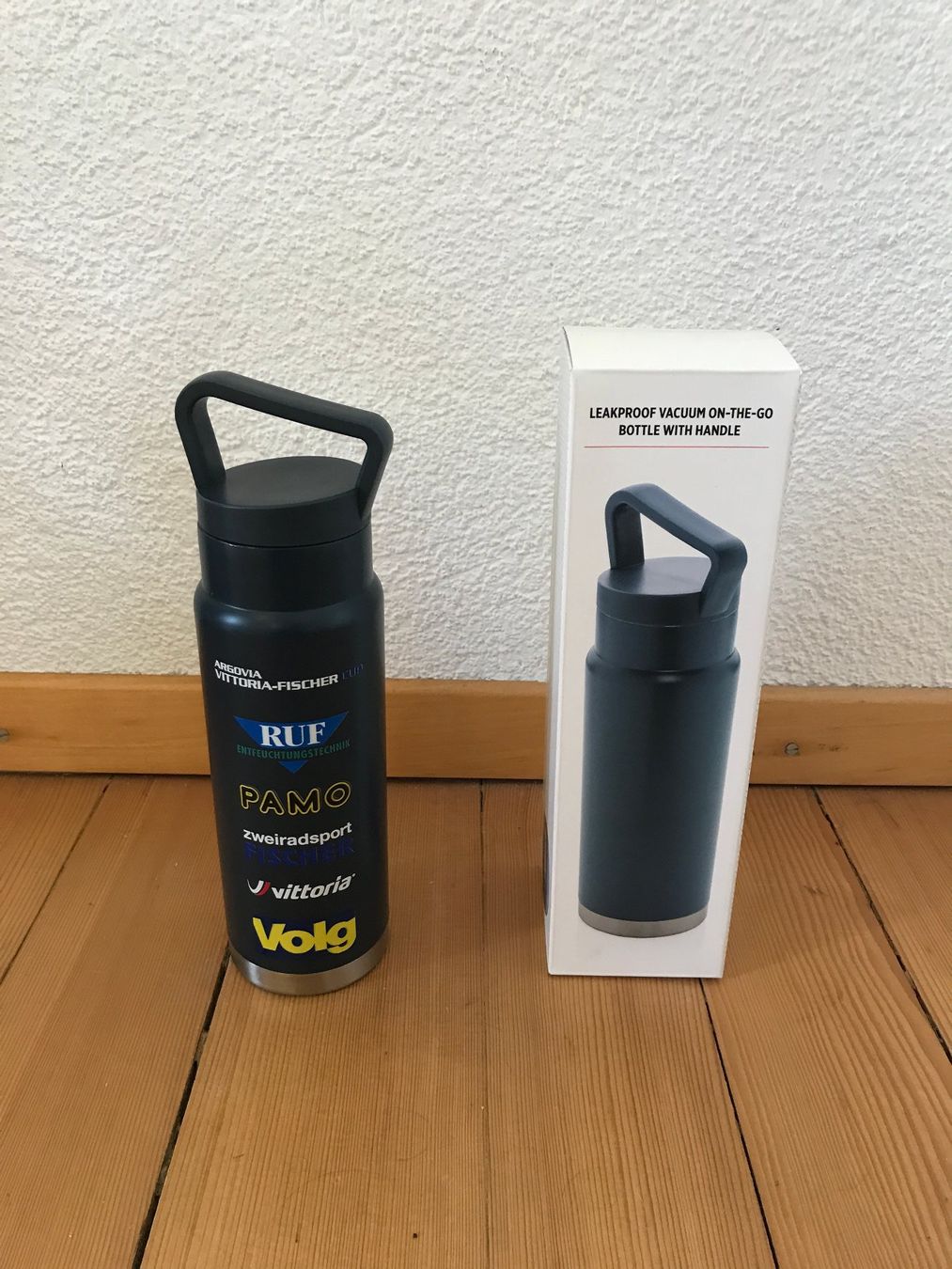 Borracce & Thermos: Thermo Flasche – Nuovo e nell'imballaggio originale da Derendingen venduto da Hauderebaesseler