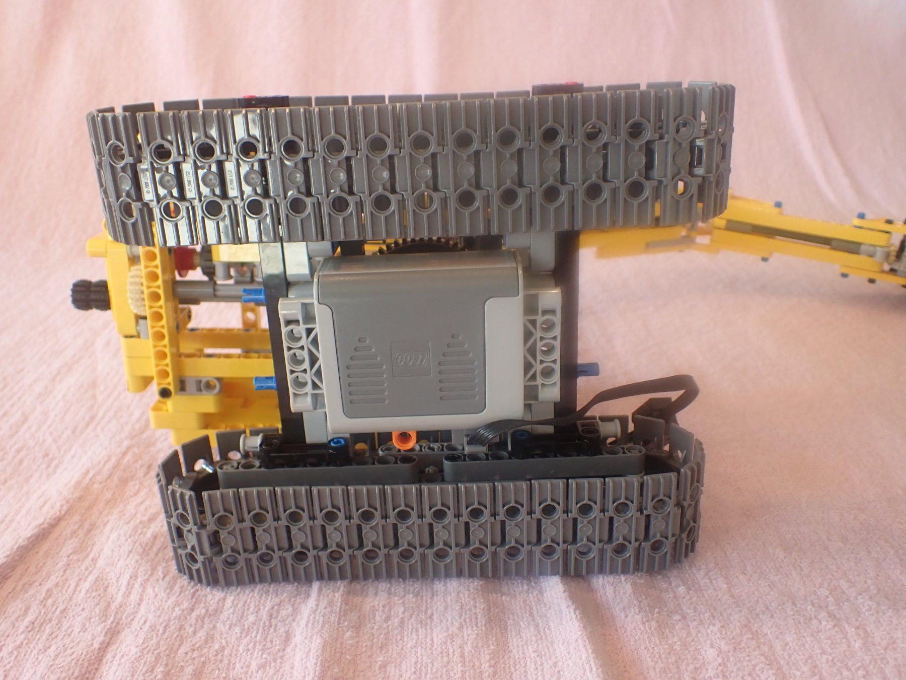 Lego Kit di costruzioni: LEGO Technic 42006 - Raupenbagger – Usato da Geroldswil venduto da brudersonne 6