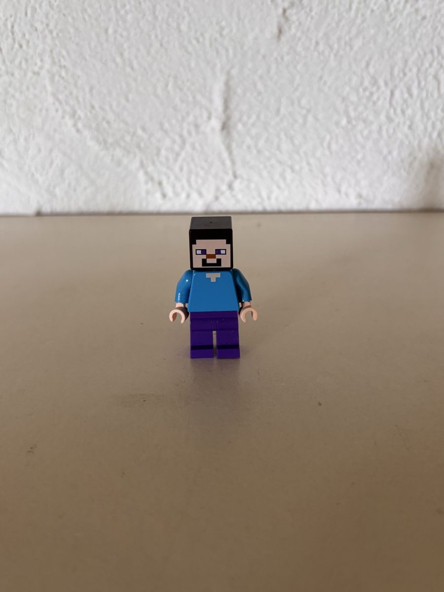 Lego Figurines: LEGO Minecraft Steve – D'occasion à Sissach par Geopatral