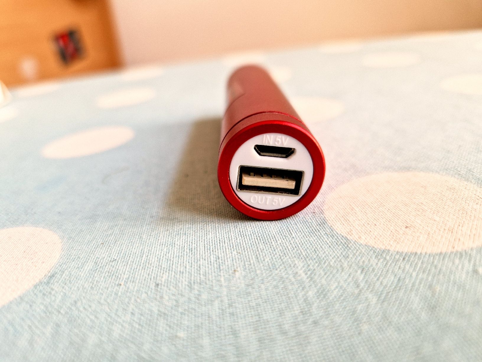 Ladegeräte: Power Bank 2200 mAh – Neu (gemäss Beschreibung) aus Undervelier von Tufitufi7 3
