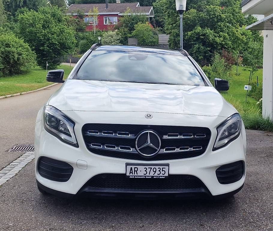 Automobili: GLA 250 4matic AMG Line – Usato da Widnau venduto da Baniq92