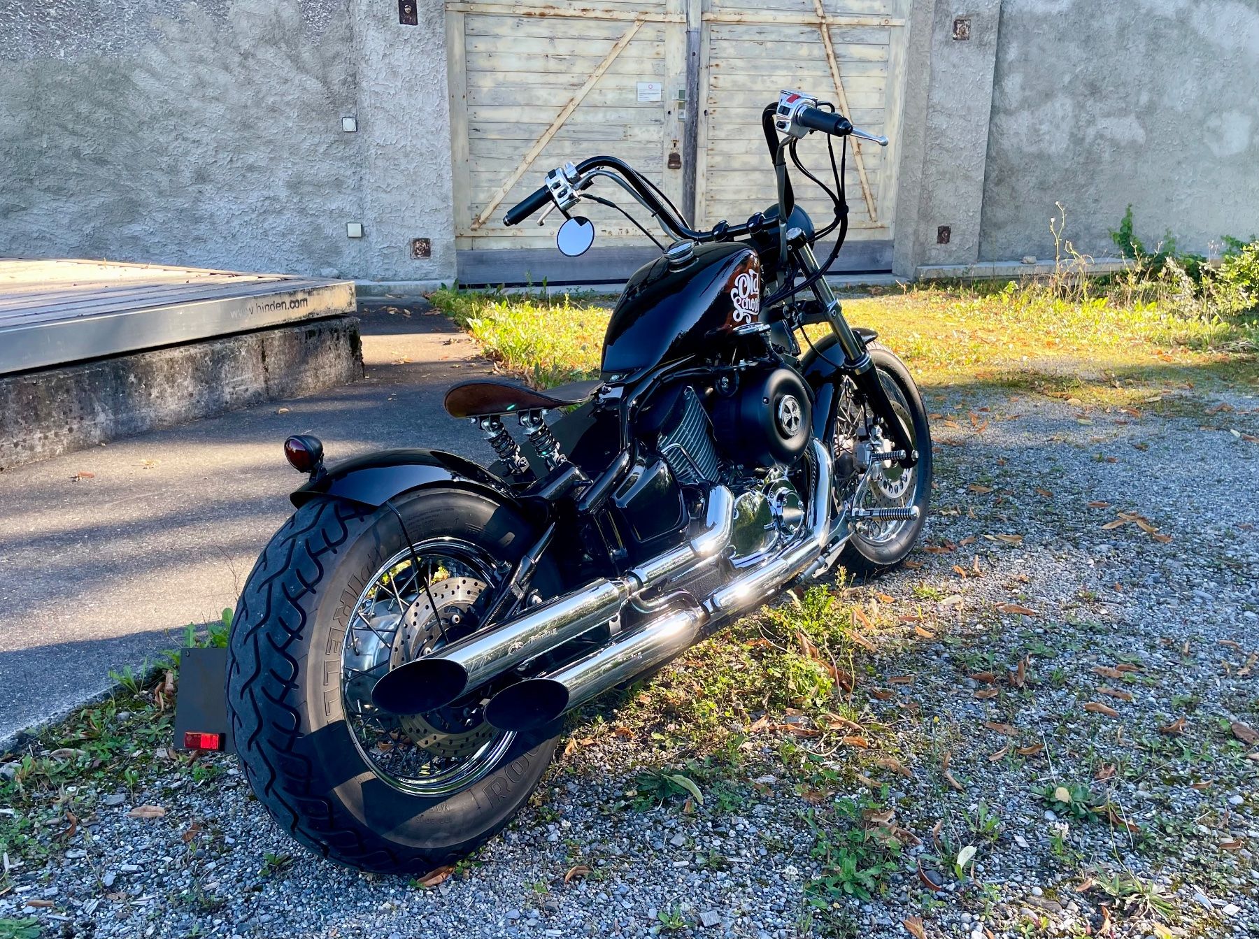 Yamaha Chopper: Yamaha XVS 1100 Dragstar Custom Bike – Usato da Heerbrugg venduto da baihui67