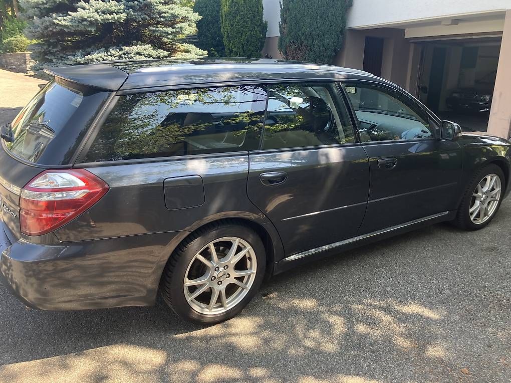 Subaru Automobili: Subaru 3.0R Automat+AHK – Usato da Wil SG venduto da Rosengarten55 1