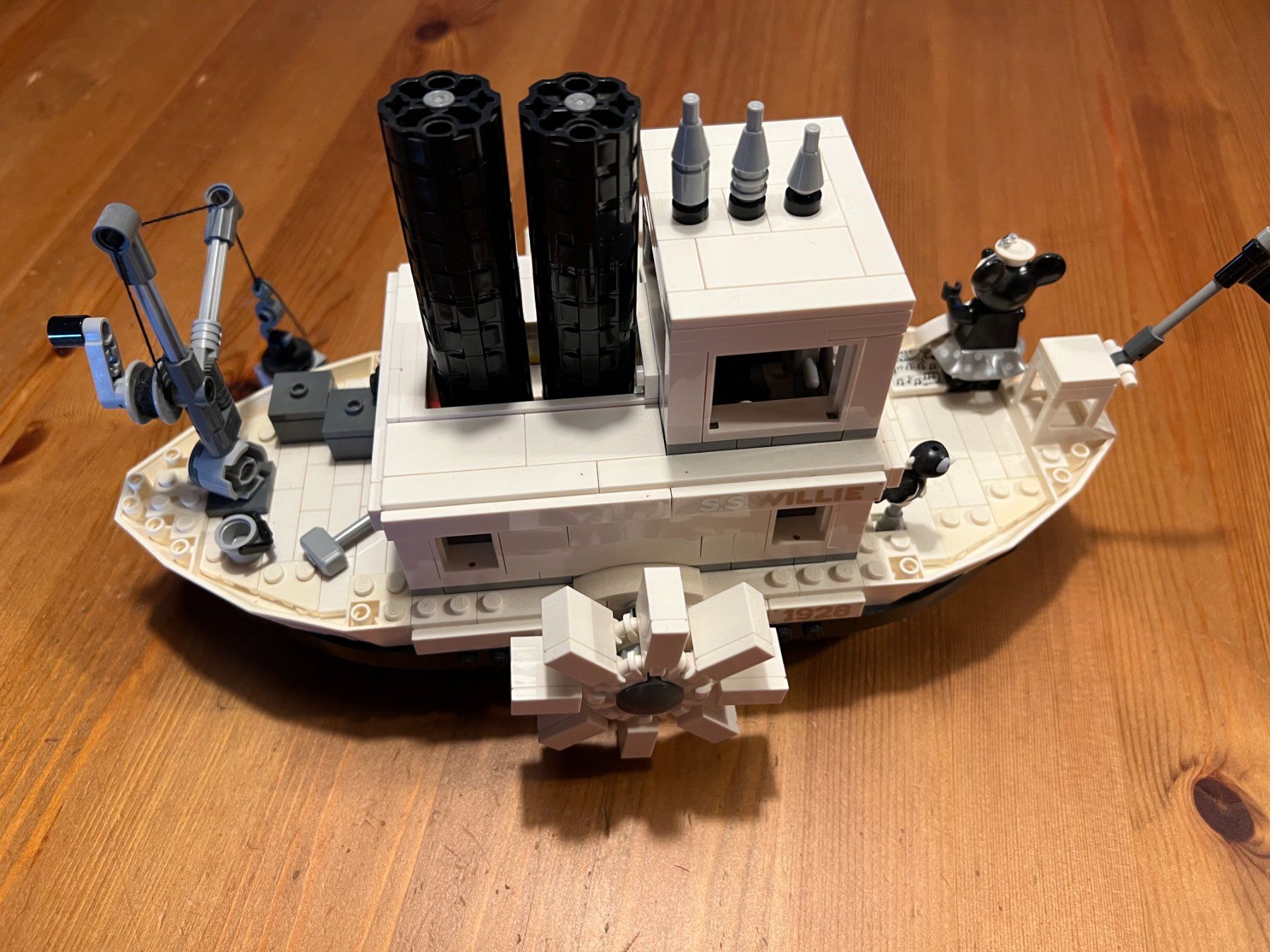 Lego Giocattoli: Lego Mickey Mouse Steamboat Willie – Usato da Uster venduto da Stoessda 3