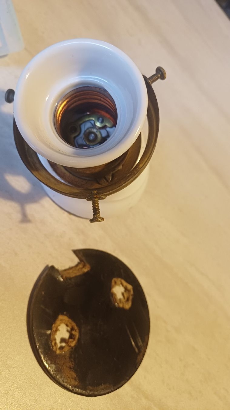 Lampade: Schöne Jugendstil Lampe Opalin  – Usato da Flawil venduto da Naphtali 8