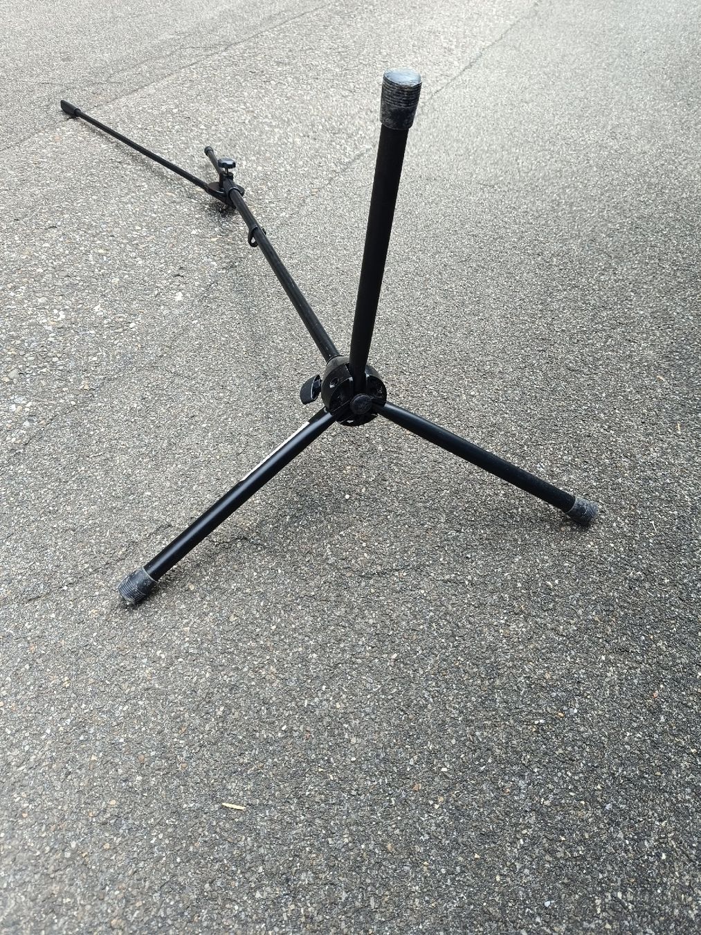 Supporti per strumenti musicali & leggii: Omnitronic Mikrofonständer MS-70:(em288) – Usato da Künten venduto da Schnaepplihuus 4