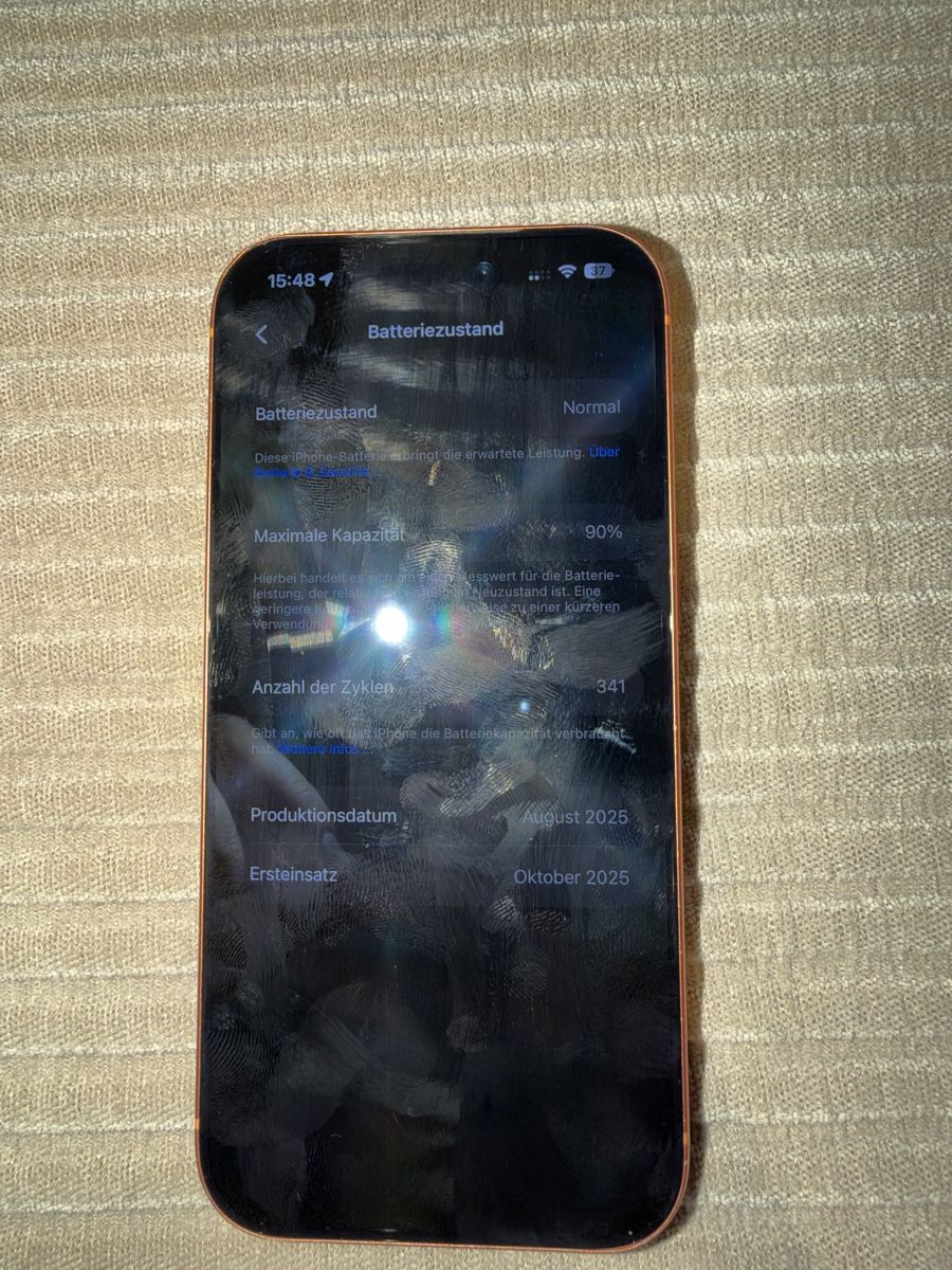 Apple Handys / Smartphones: Apple iPhone 17 Pro – Gebraucht aus Nürensdorf von Lennylou19 4
