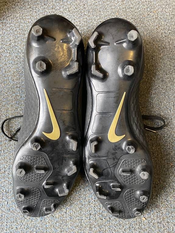 Scarpe da uomo: Nike Fussballschuhe – Usato da St. Gallen venduto da Konstanza 3