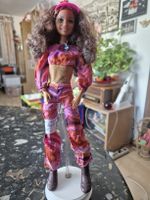 Barbie im Living Action Outfit -  siehe Beschreibung