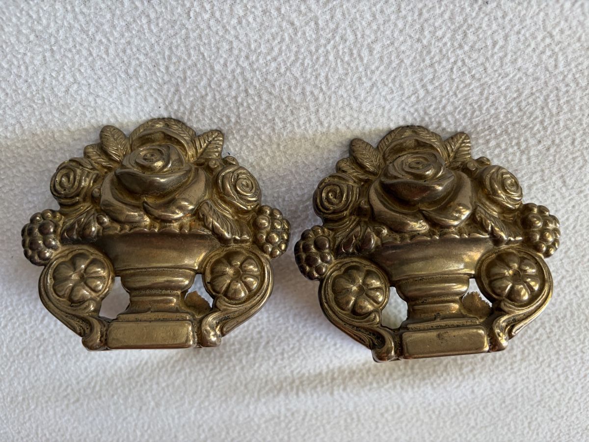 Sonstige Dekorationen & Accessoires: Vintage messing Buchstütze  pair floral – Gebraucht aus Zürich von dor_9l9g