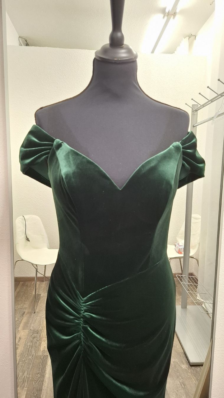 Robes: Green Kleid  – Neuf (Voir description) à Uster par VMT. 3