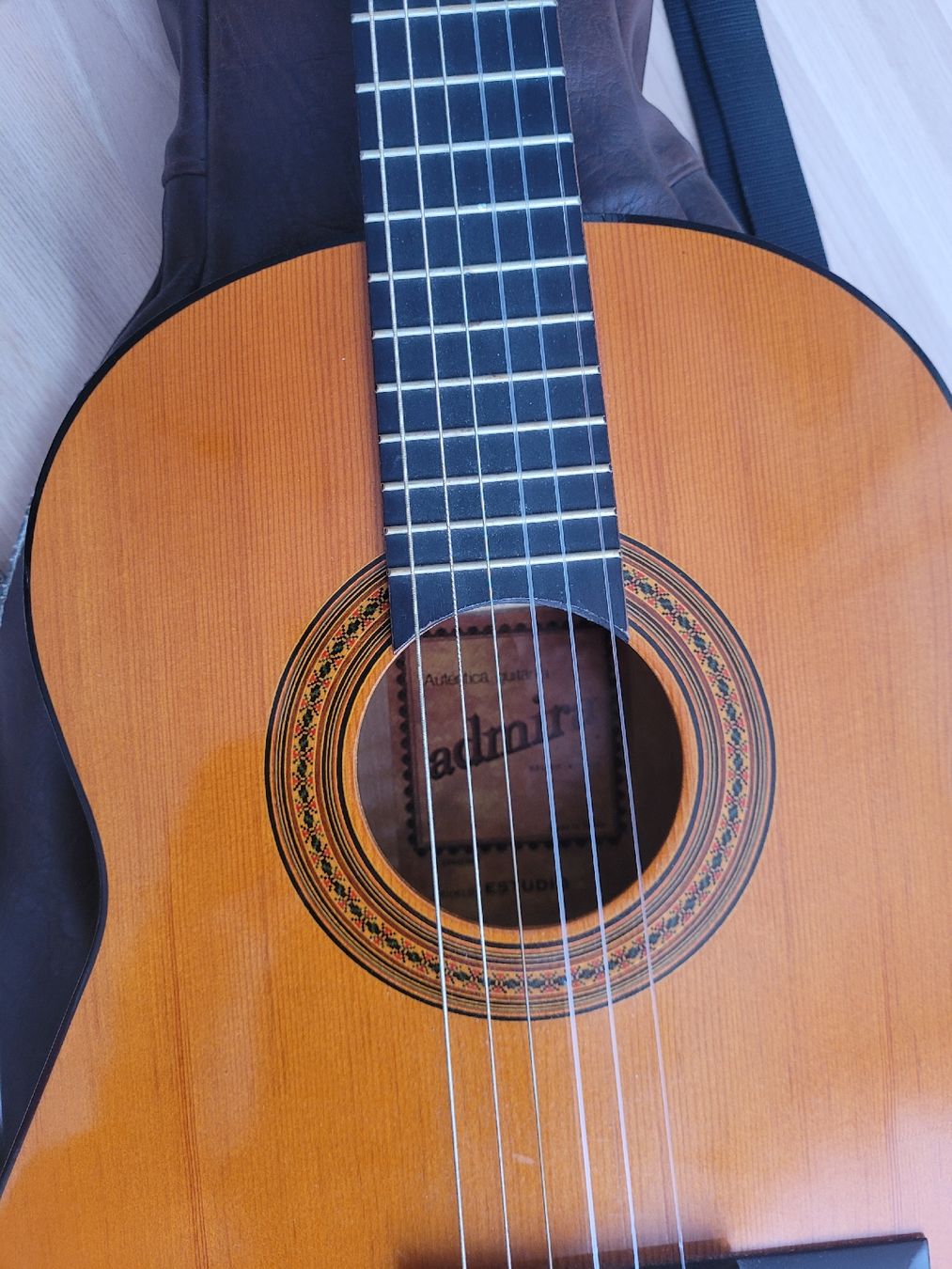 Strumenti musicali: Gitarre  – Usato da Lyss venduto da rox_pm9x 1
