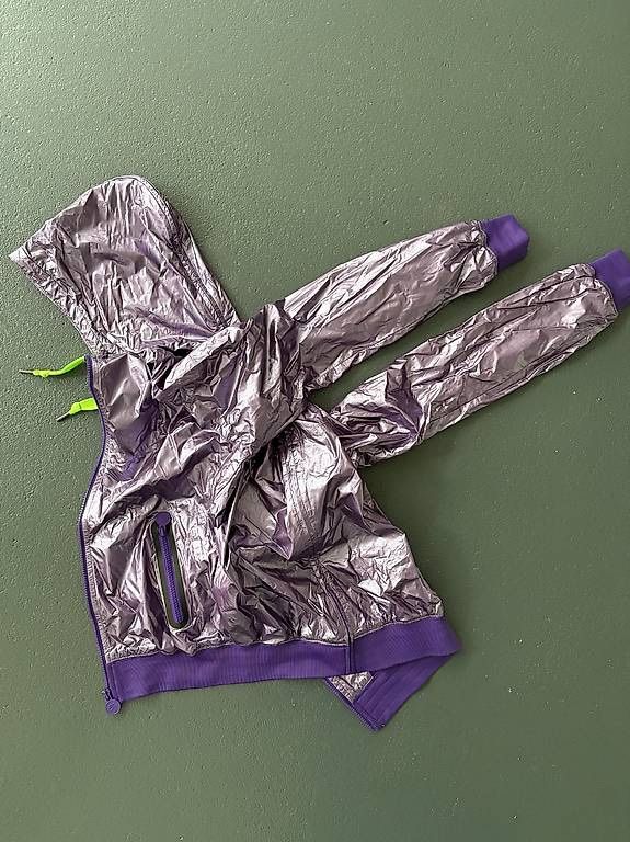 Nike Giacche: Nike Jacke Gr M/38 violett – Nuovo (secondo la descrizione) da Bern venduto da die_6p8g