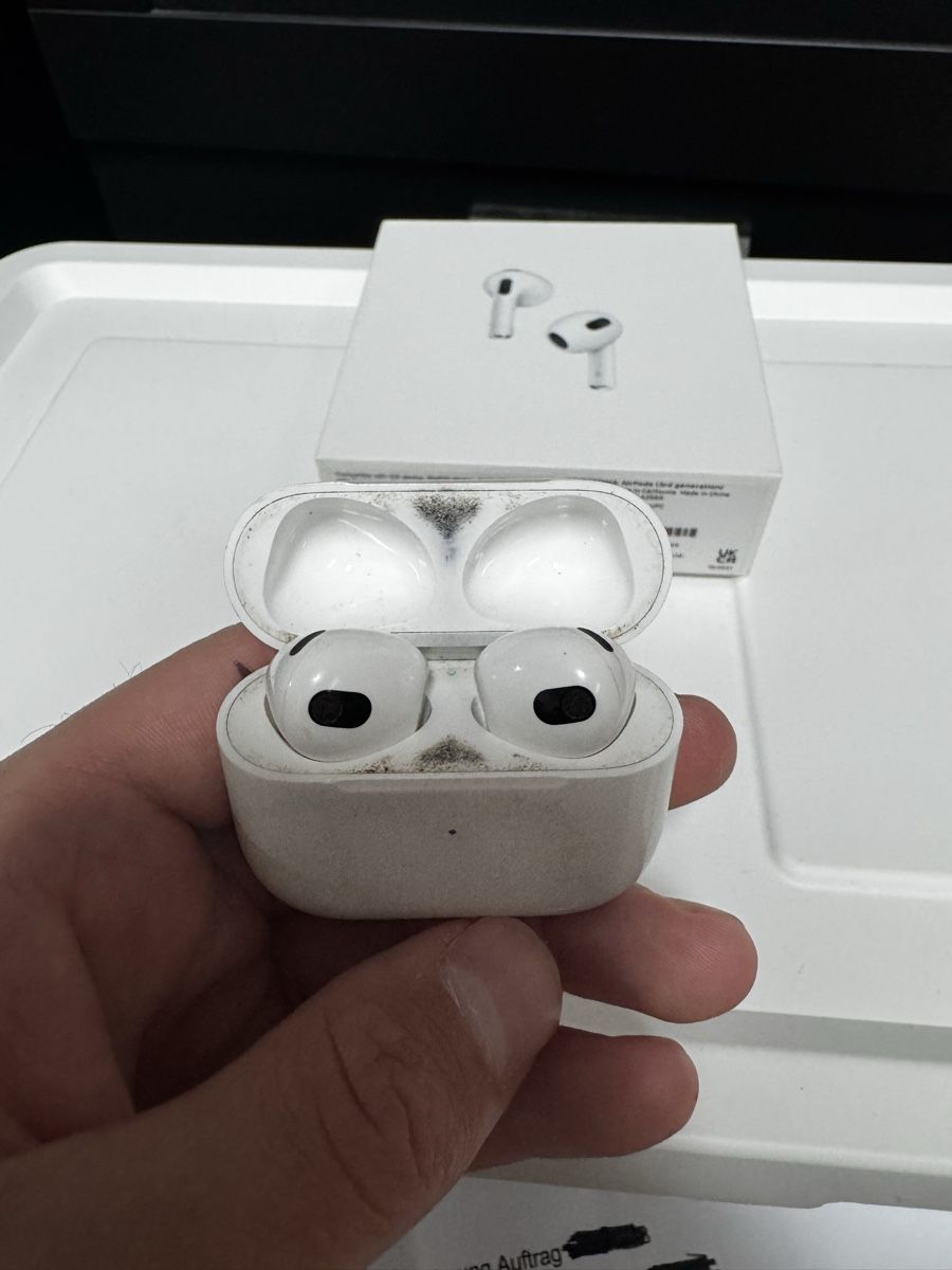 Apple Cuffie: Apple AirPods 3. Generation + MagSafe Ladecase – Usato da Tägerig venduto da Alphaox 1