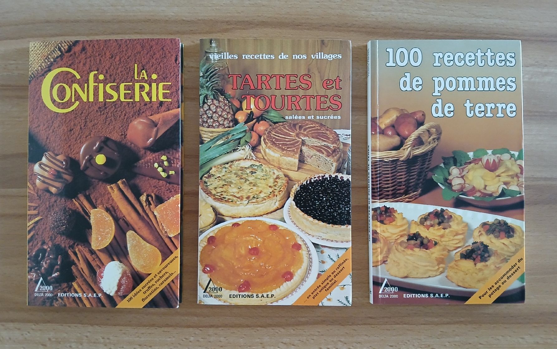 Libri: 3 livres de cuisine de la collection – Usato da Le Sentier venduto da arc_2thy