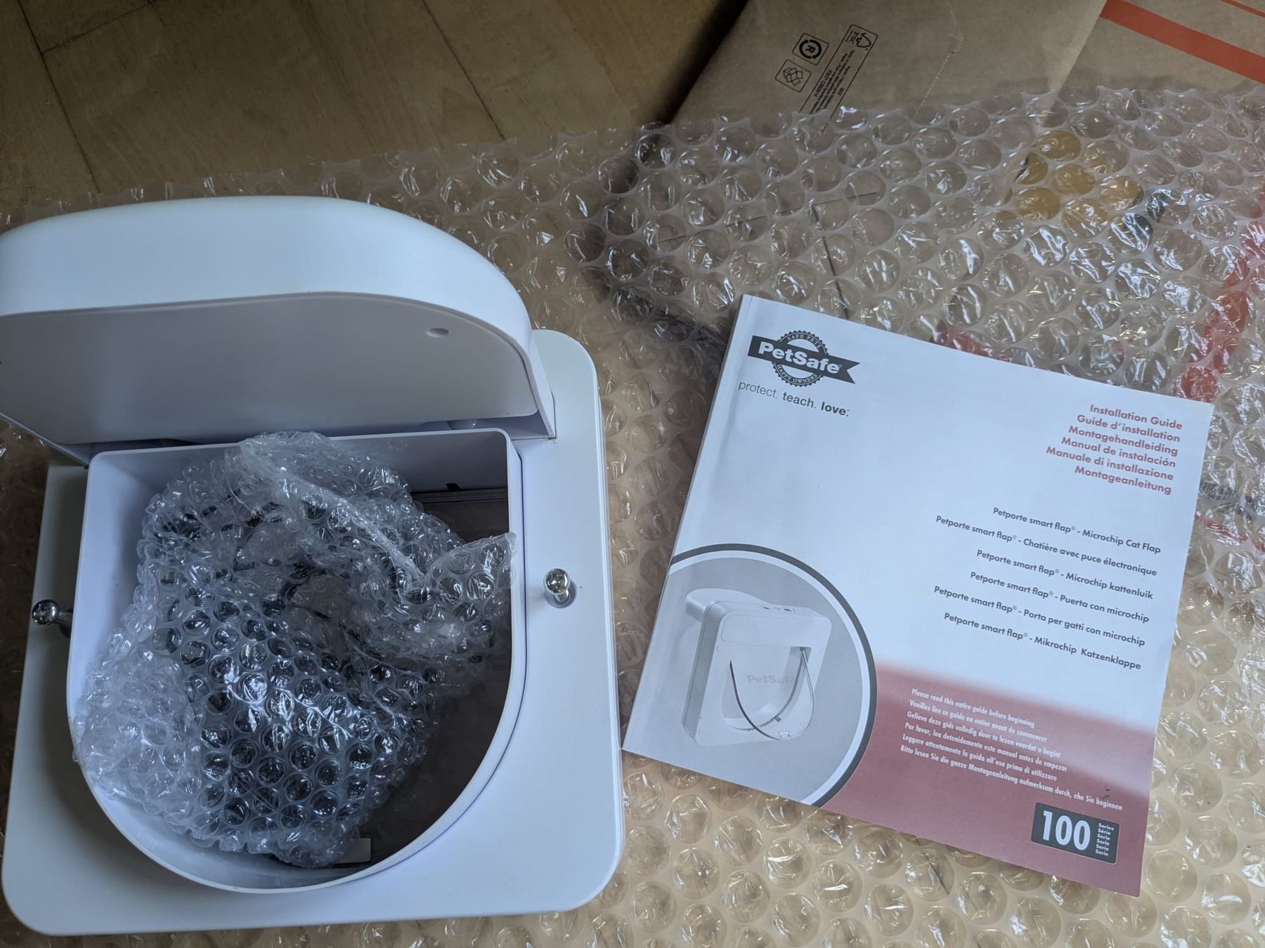 Chatières: PetSafe Katzenklappe Microchip – D'occasion à Zürich par gatinueta 1
