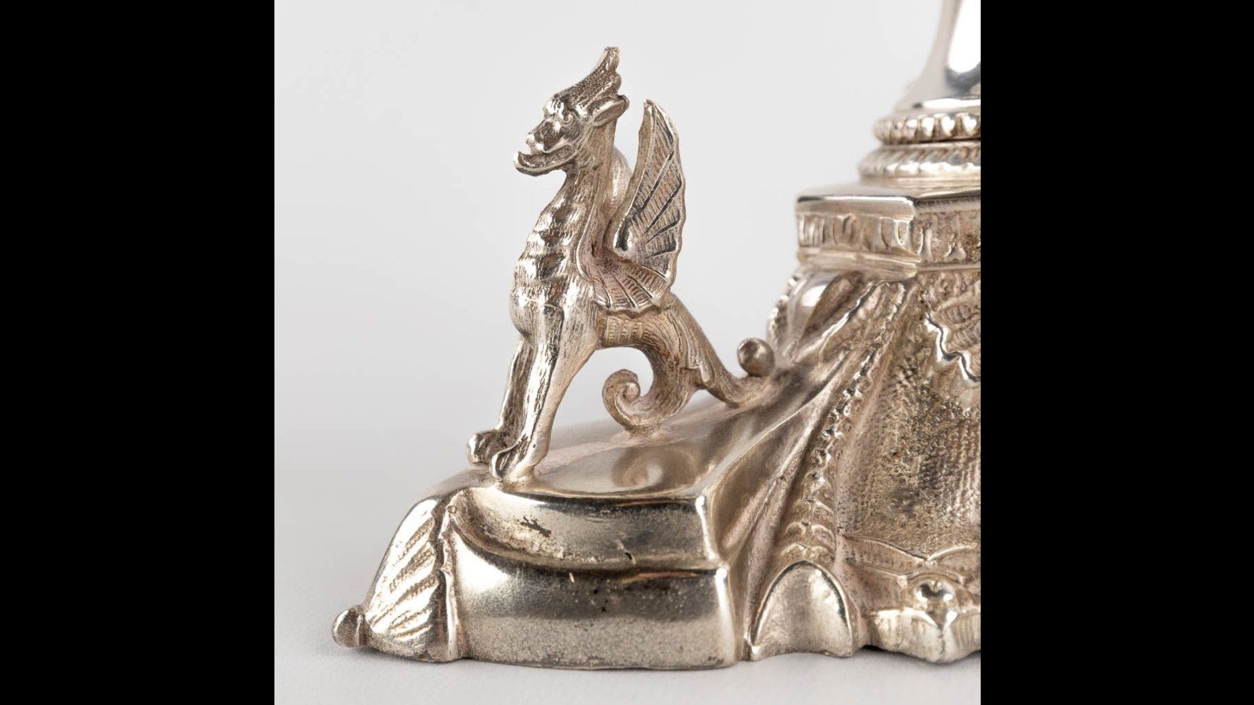 Tutte le decorazioni: Milieu de table métal argenté et cristal – Usato da Chez-le-Bart venduto da gia_l9wp 4