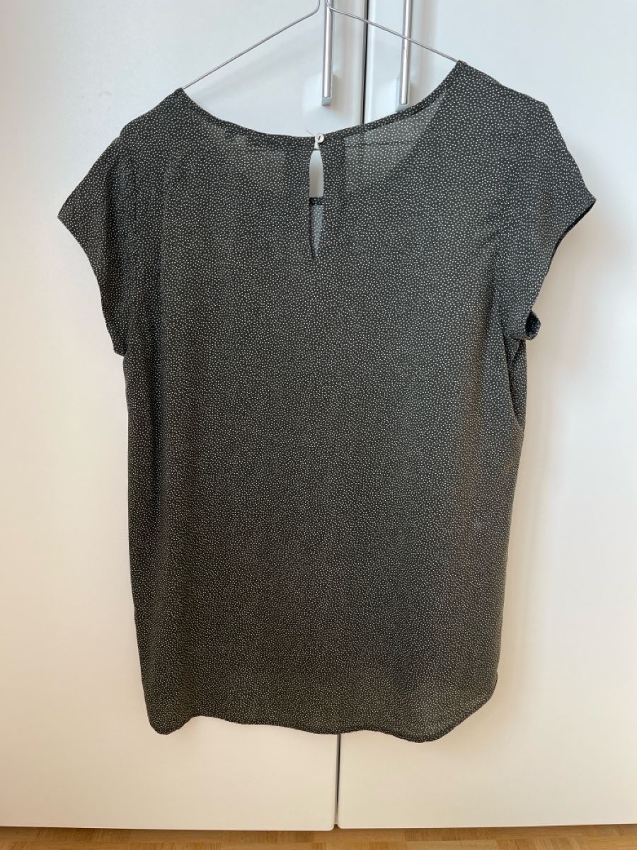Opus Camicette: OPUS Sommer Bluse Gr. 36, oliv mit Pünktchen – Usato da Zürich venduto da Kleanthy 1