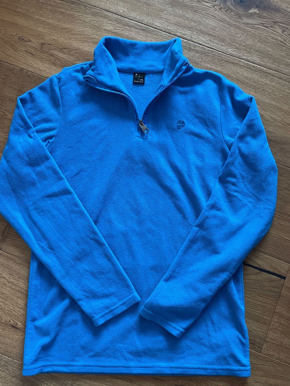 Protest Maglioni & Felpe: PROTEST Fleece-Pullover Grösse 176 blau – Usato da Mauren venduto da Greiner