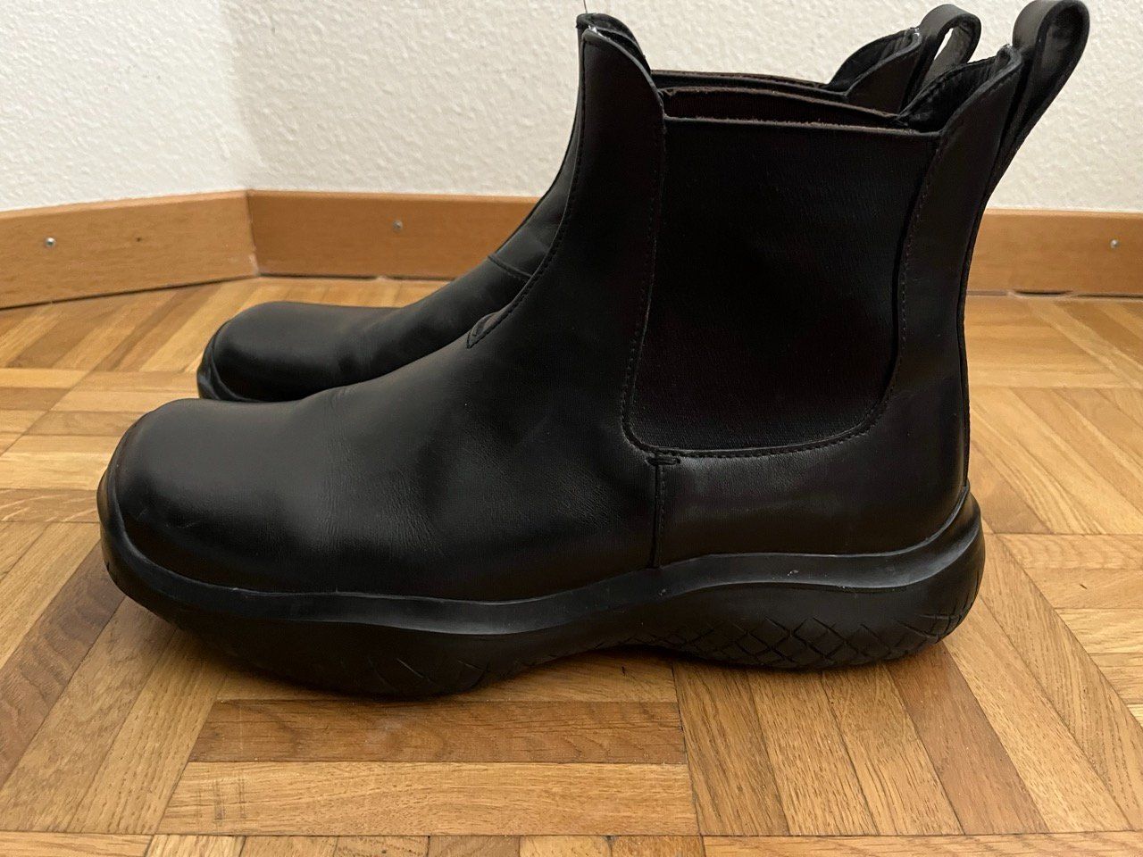 Prada Herrenschuhe: Prada Stiefel Gr. 45 – Gebraucht aus Zürich von col_n68y 2