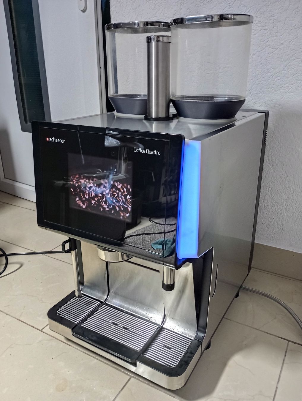 Schaerer Kaffeemaschinen & Espressomaschinen: Schaerer Coffee Quattro Gastro-ab Service-Zustand ⭐️9.5/10 – Gebraucht aus Oensingen von Sip77 2
