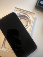iPhone 15 schwarz mit Ladekabel 128GB neu
