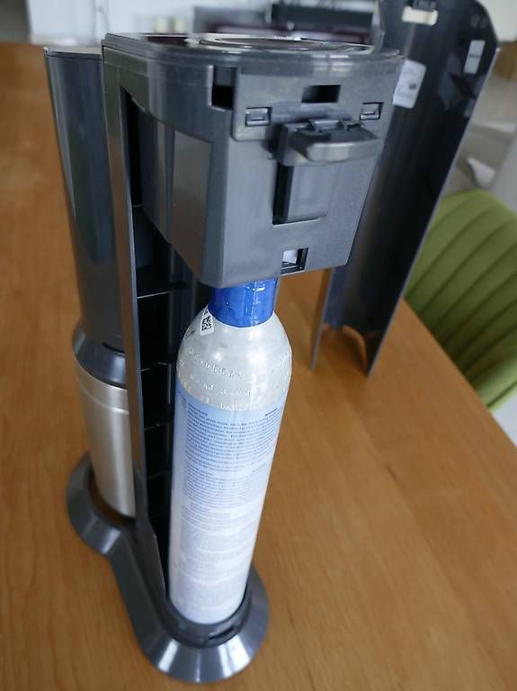 Elettrodomestici da cucina: Sodastream CRYSTAL mit 2 Glasflaschen - Preisreduktion – Usato da Leissigen venduto da kph811 2