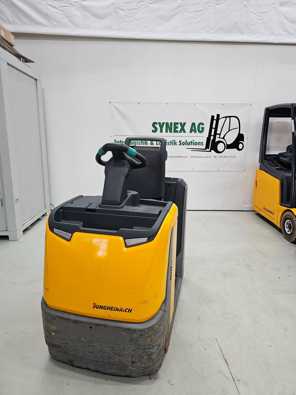 Jungheinrich Gabelstapler & Hubwagen: Jungheinrich ECE 225 HP Kommisionierer – Gebraucht aus Wallisellen von Synex-AG