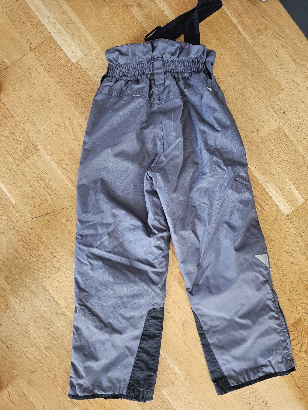 Reima Hosen: Reima Skihose 128 – Gebraucht aus Landquart von scharlachroti 1