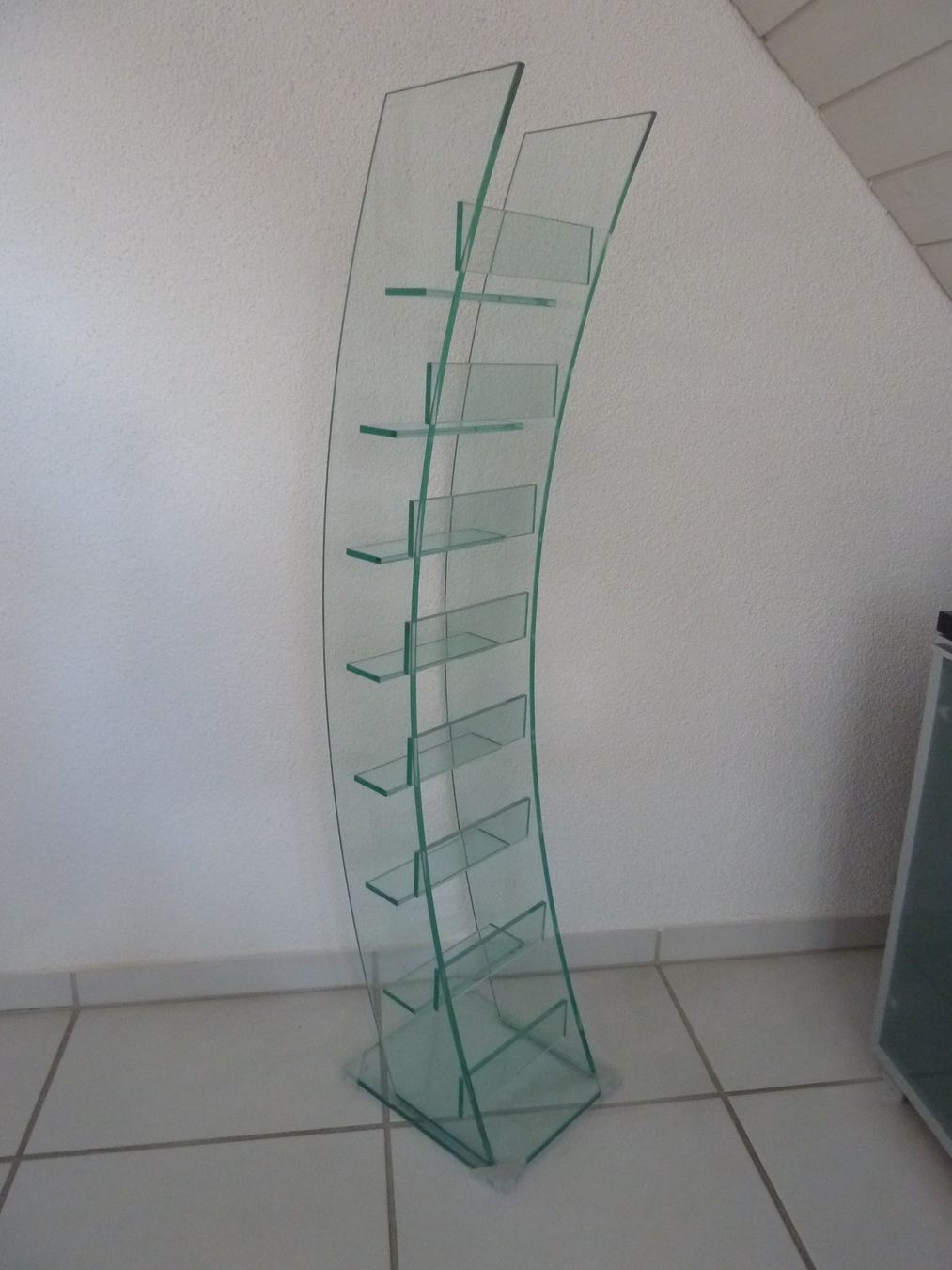 Racks & Cavalletti: Design CD-Regal aus Glas – Usato da Affoltern am Albis venduto da Sennrtv 3