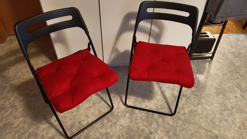 2x Klappstühle Mit Polster - Stapelbare Holzstühle Mit Bezug 100kg Tragkraft