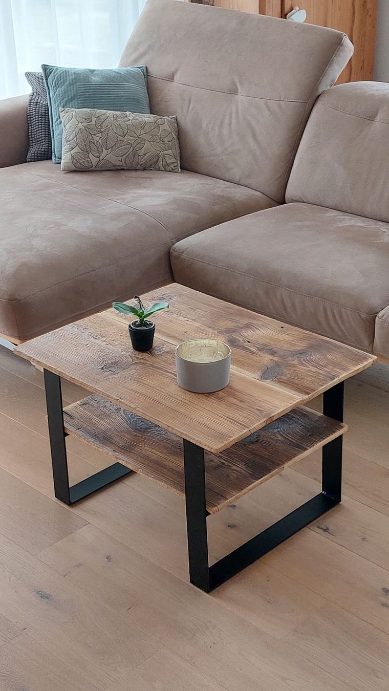 Tische: Rustikaler Couchtisch aus schönen Altholzbrettern – Neu und originalverpackt aus Egnach von Oldwoodstyle 4